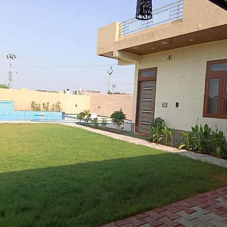 Suvarna Farm'S Otel Wātka Dış mekan fotoğraf